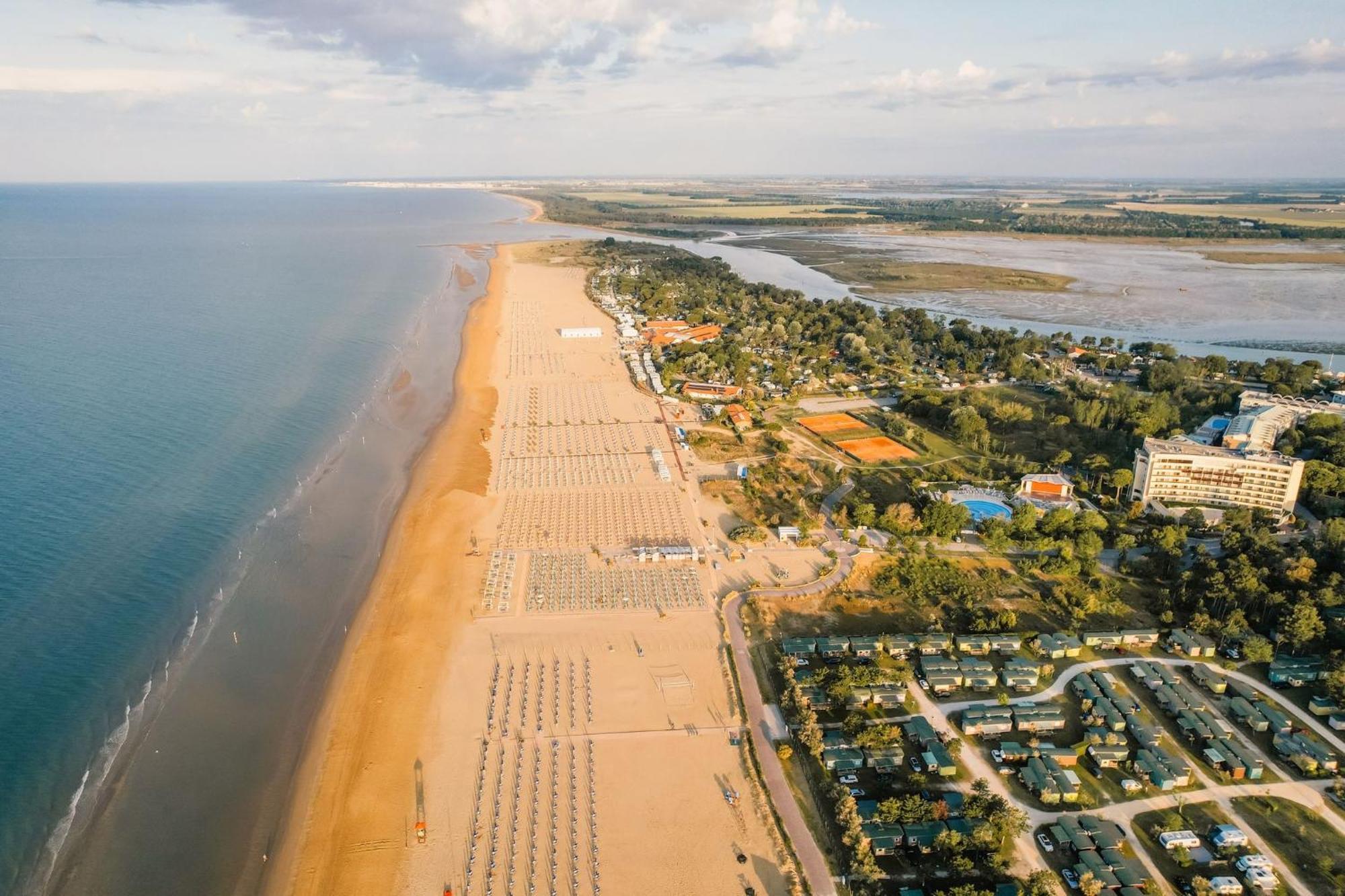 Cozy Villa 250 Metres From The Beach - Beahost - Bibione Exterior foto